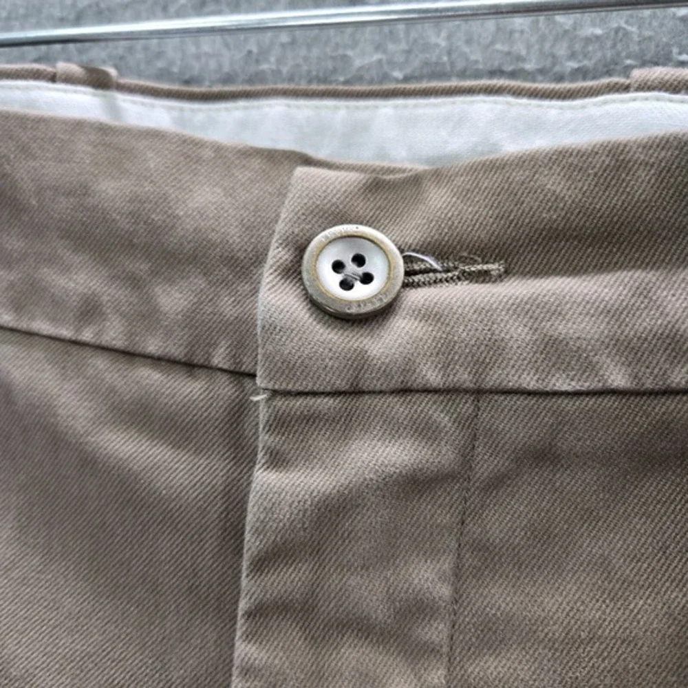 Levis *please carefully